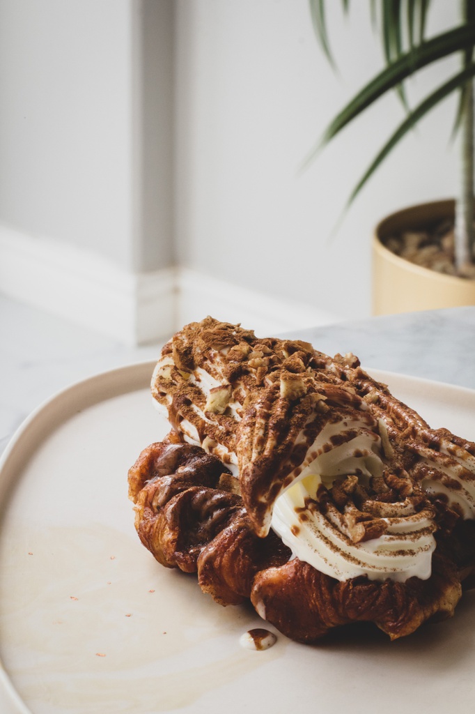 Cinnamon croffle
